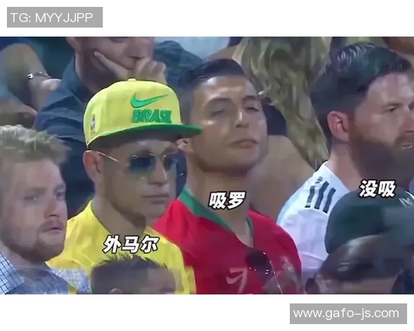 足球明星苦笑瞬间大集合展现他们背后的辛酸与坚持