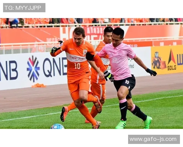 柔佛战鲁能泰山巅峰对决谁能在亚冠赛场笑到最后