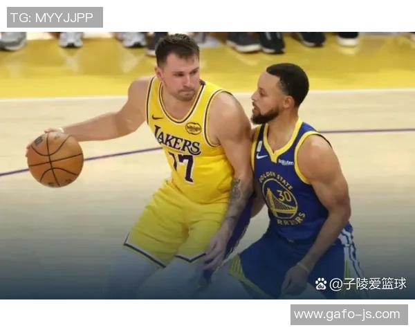 湖人对国王精彩回放12月28日比赛全程回顾与分析